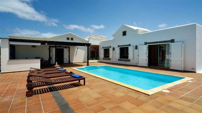 Image No.26-3 Bed Villa for sale
