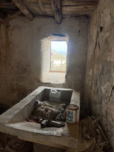 Image No.11-2 Bed Villa for sale