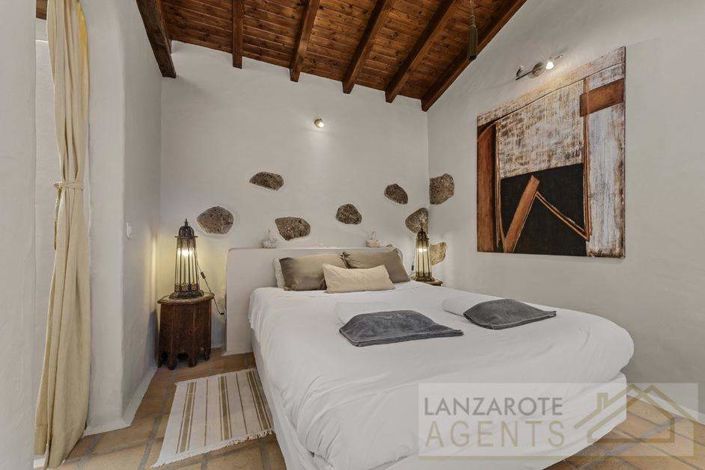 Image No.22-4 Bed Villa for sale