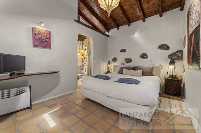 Image No.24-4 Bed Villa for sale