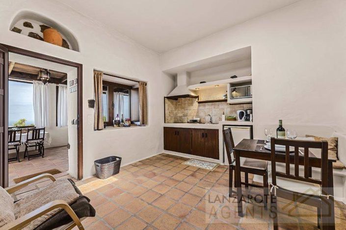 Image No.6-4 Bed Villa for sale