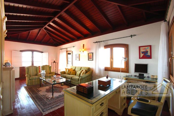 Image No.24-4 Bed Villa for sale