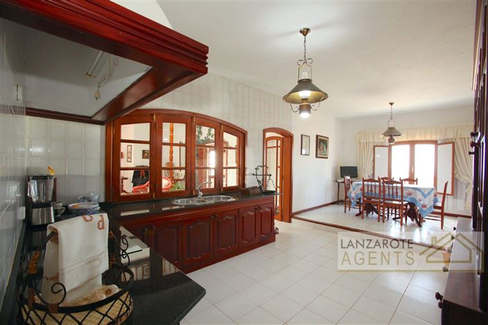 Image No.7-4 Bed Villa for sale