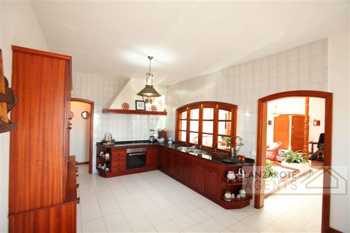 Image No.8-4 Bed Villa for sale