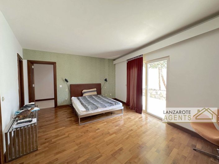 Image No.18-Villa de 4 chambres à vendre à Puerto Calero