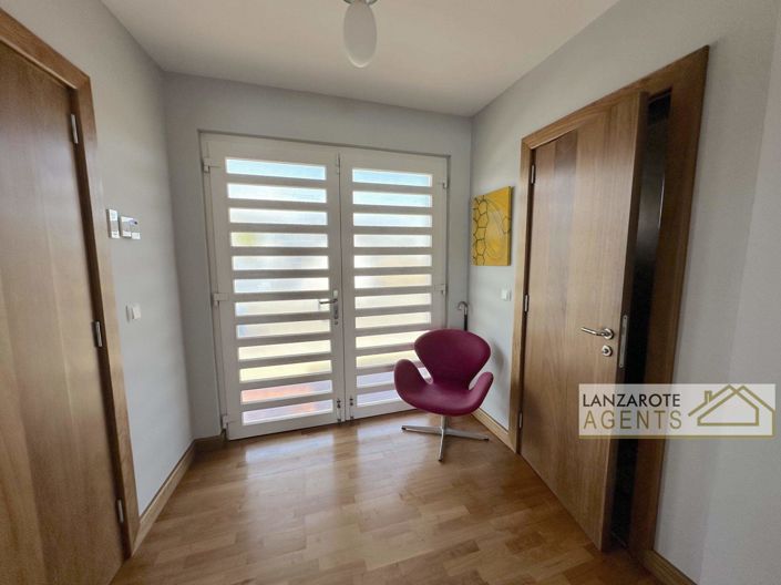 Image No.22-Villa de 4 chambres à vendre à Puerto Calero