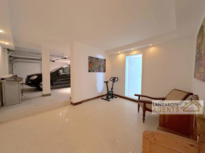 Image No.28-Villa de 4 chambres à vendre à Puerto Calero