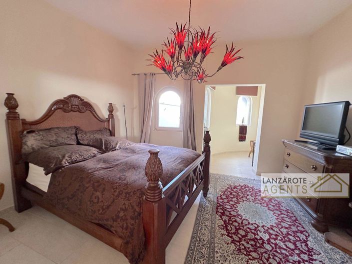 Image No.29-Villa de 4 chambres à vendre à Puerto Calero