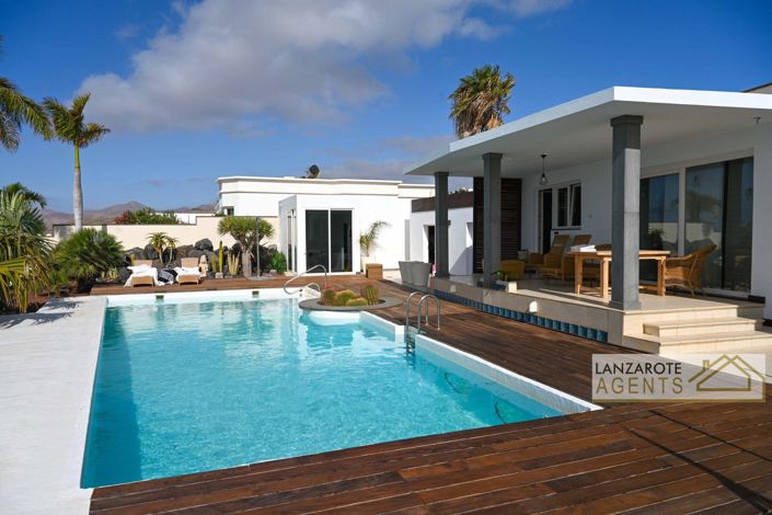 Image No.45-Villa de 4 chambres à vendre à Puerto Calero