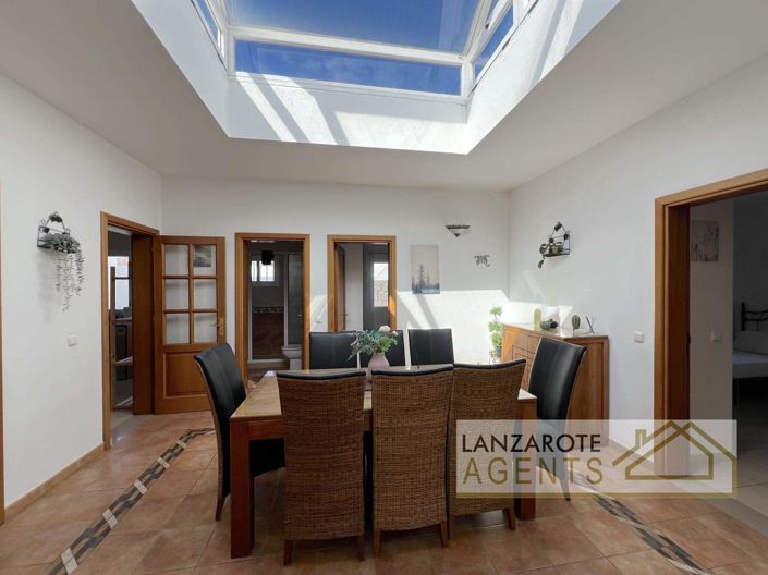 Image No.7-4 Bed Villa for sale