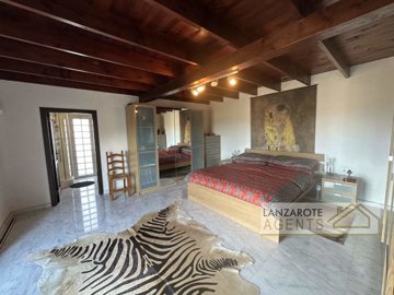 ba4ec76d-3721-9f2b-fb7d-8b783133ba60