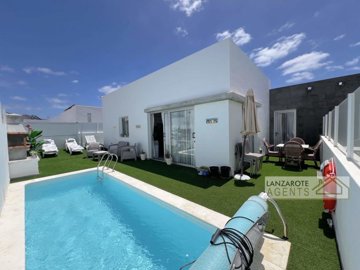 1 - Playa Blanca, Villa