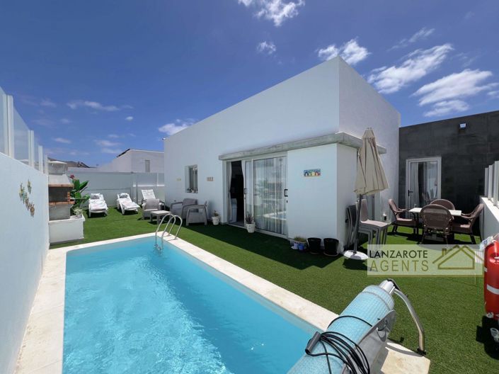 Image No.27-3 Bed Villa for sale