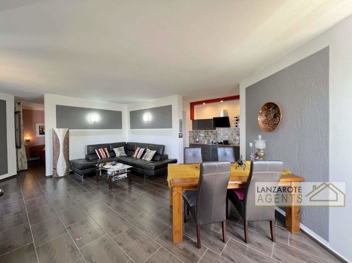 Image No.2-4 Bed Villa for sale