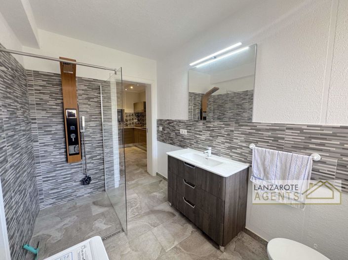 Image No.28-4 Bed Villa for sale