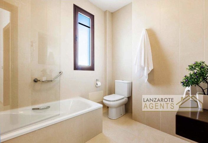 Image No.14-4 Bed Villa for sale