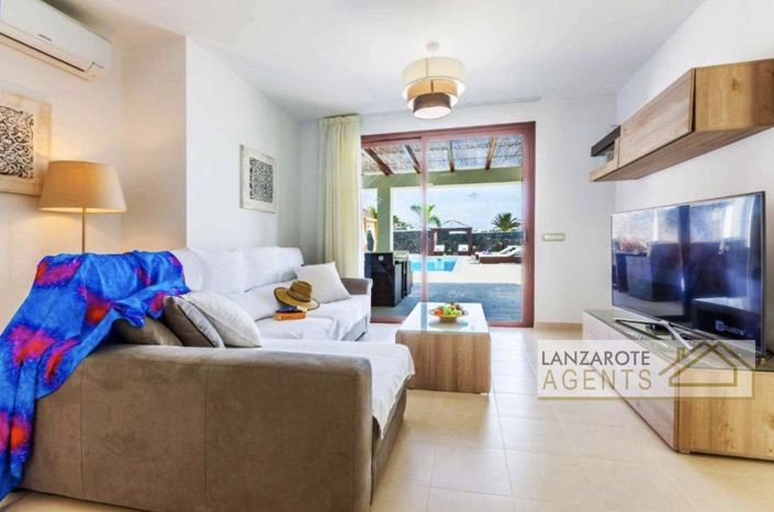 Image No.3-4 Bed Villa for sale