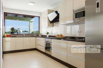 9842d362-0f72-7e68-d6dd-d4b3363a1c45