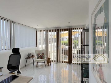 f824c27a-b286-7f8f-1631-6d02ef8631d3