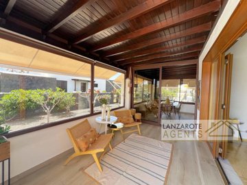 c817adb9-f0b0-bb3c-98d7-8f24a713bb9c