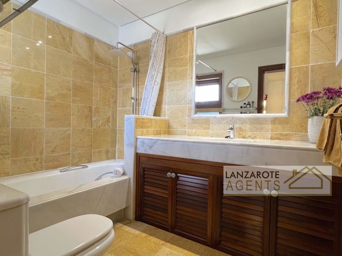 Image No.21-2 Bed Villa for sale