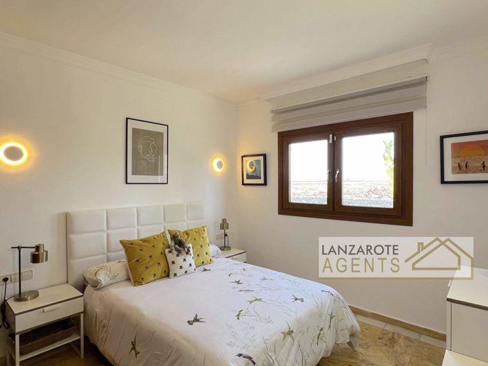 Image No.22-2 Bed Villa for sale