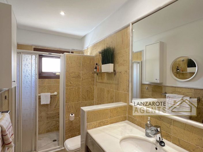 Image No.25-2 Bed Villa for sale