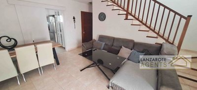 0c0965a3-d81e-eeb2-85e6-270eddbc3f57