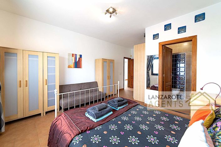 Image No.19-3 Bed Villa for sale