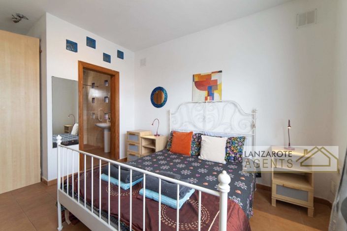 Image No.20-3 Bed Villa for sale