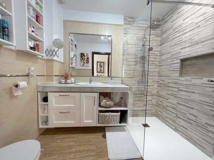 Image No.19-3 Bed Villa for sale