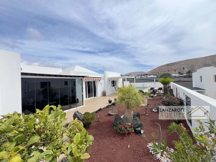 Image No.35-4 Bed Villa for sale