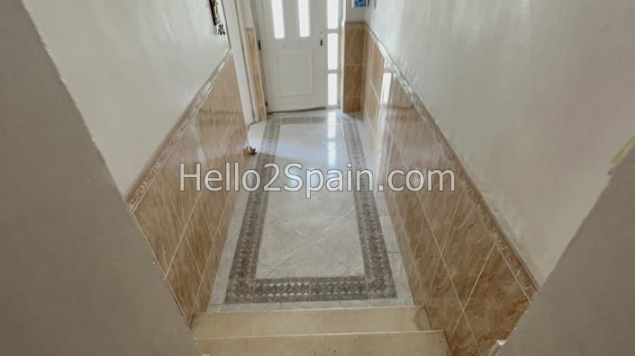 Image No.5-5 Bed Townhouse for sale