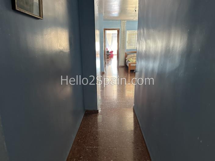 Image No.21-5 Bed Townhouse for sale