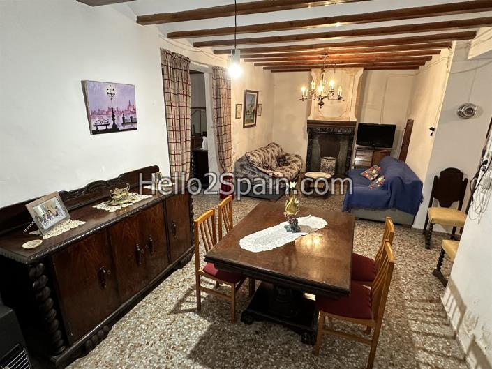 Image No.6-7 Bed Townhouse for sale