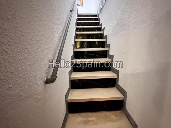 Image No.22-2 Bed Townhouse for sale