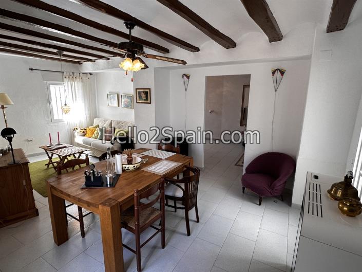 Image No.9-2 Bed Townhouse for sale