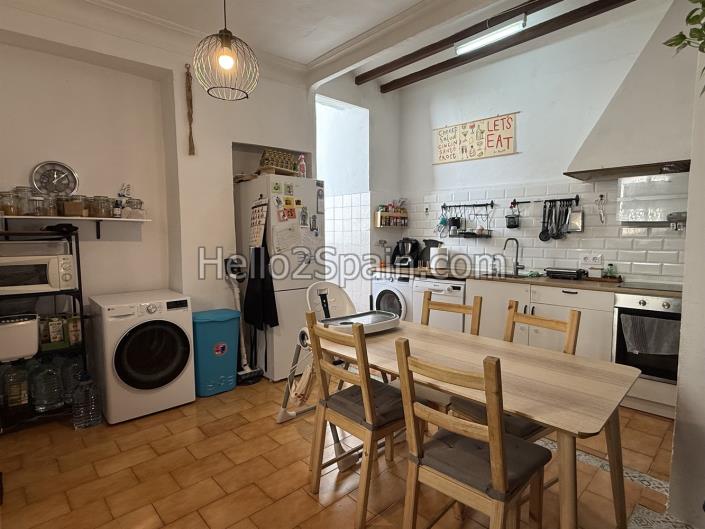 Image No.6-2 Bed Townhouse for sale