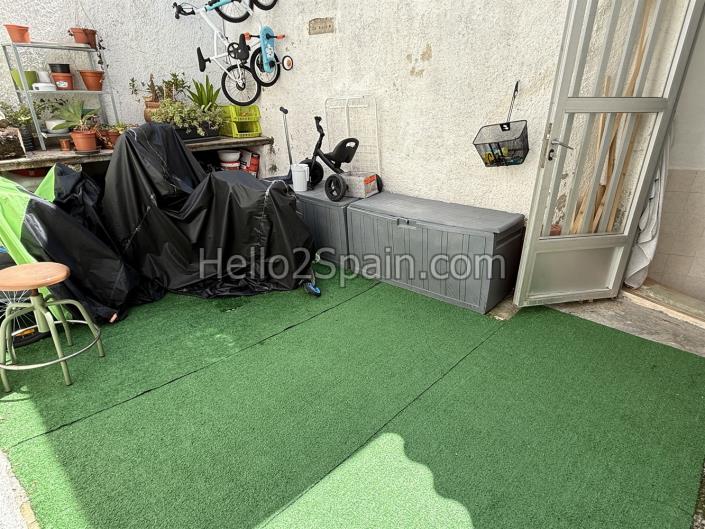 Image No.20-2 Bed Townhouse for sale