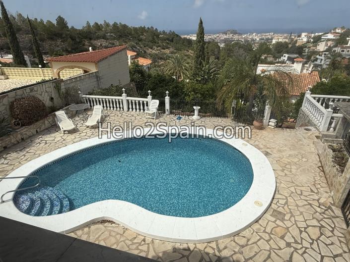 Image No.24-4 Bed Villa / Detached for sale