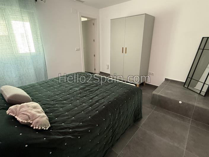 Image No.22-3 Bed Townhouse for sale