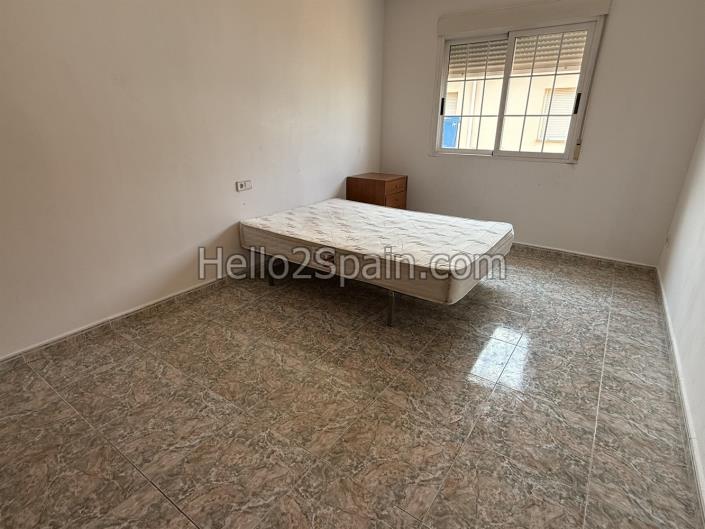 Image No.28-4 Bed Townhouse for sale