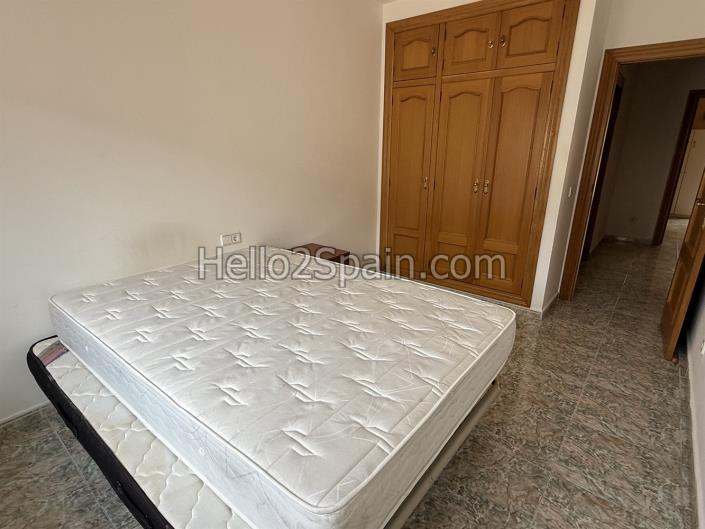 Image No.30-4 Bed Townhouse for sale