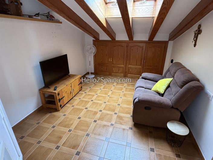 Image No.28-3 Bed Villa / Detached for sale