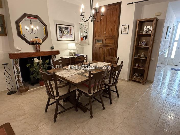 Image No.4-3 Bed Townhouse for sale