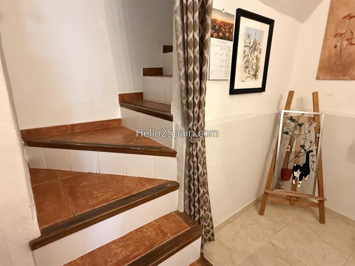 Image No.15-4 Bed Townhouse for sale