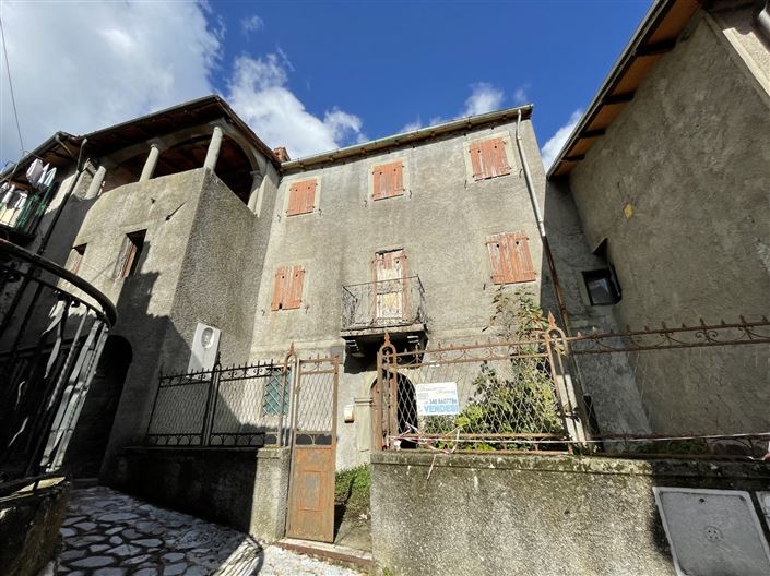 Image No.7-Maison de 4 chambres à vendre à Castelnuovo di Garfagnana