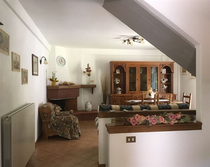 Image No.5-Propriété de 3 chambres à vendre à Lucca