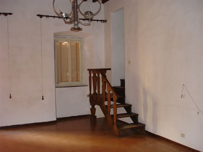 Image No.3-4 Bed Property for sale