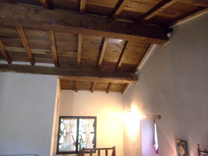 Image No.18-6 Bed Property for sale